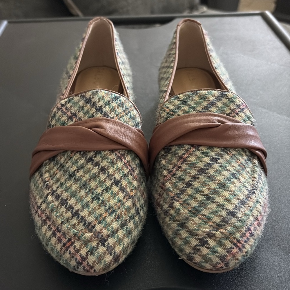 Talbots Pointed Toe Flat - image 3